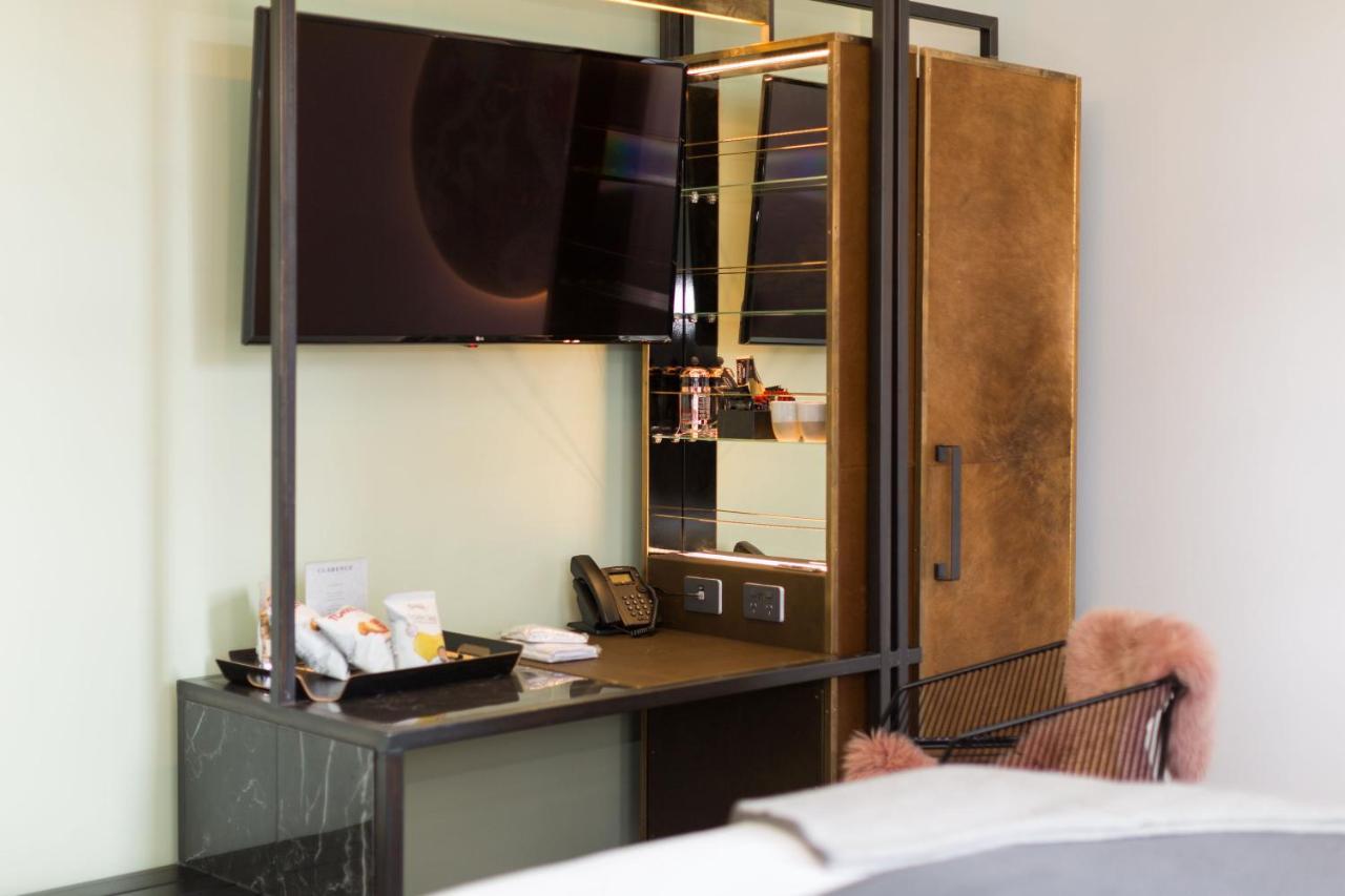 Clarence Boutique Hotel タウランガ エクステリア 写真