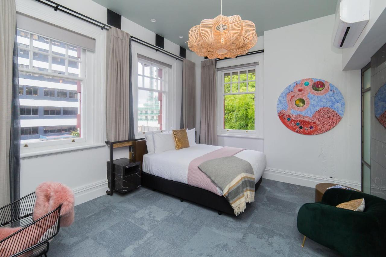 Clarence Boutique Hotel タウランガ エクステリア 写真