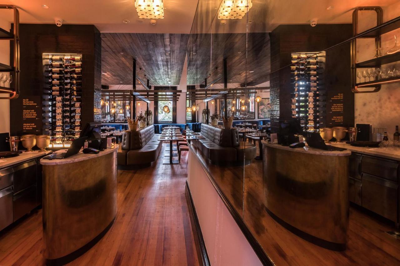 Clarence Boutique Hotel タウランガ エクステリア 写真